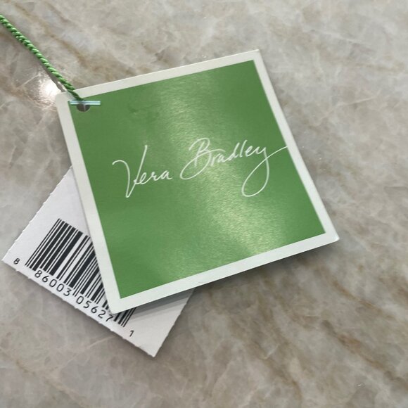 Vera Bradley "Loves Me..." Pattern Wristlet, NWT. - Picture 2 of 5